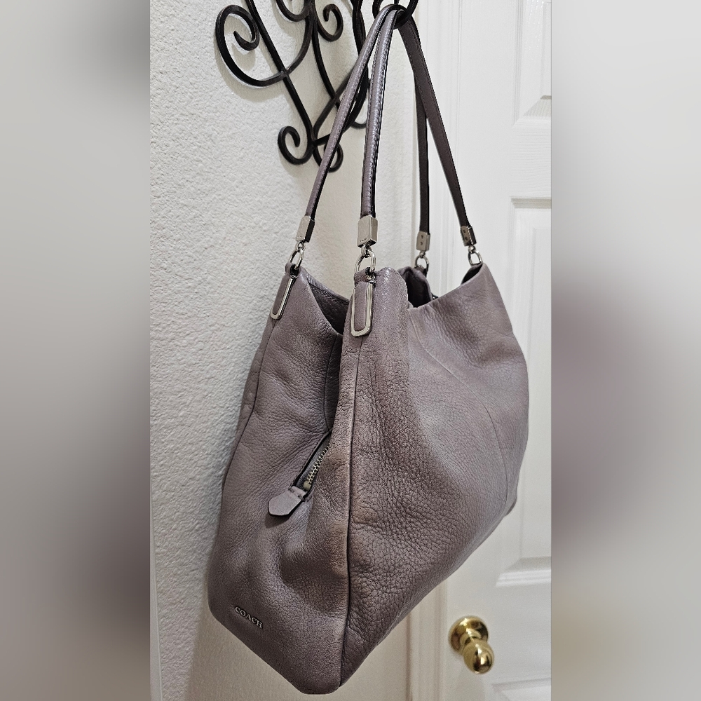 Coach Pebbled Leather Madison Phoebe In Taupe Preloved - Picture 3 of 16